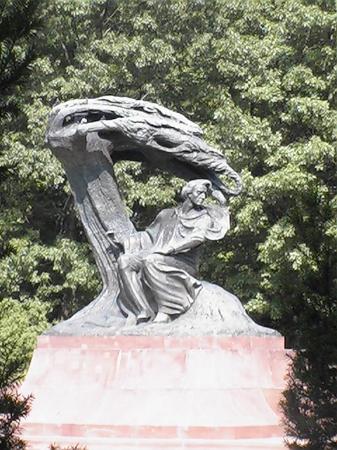 the-frederic-chopin-monument.jpg