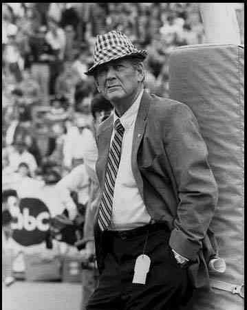 paul_bear_bryant.jpg